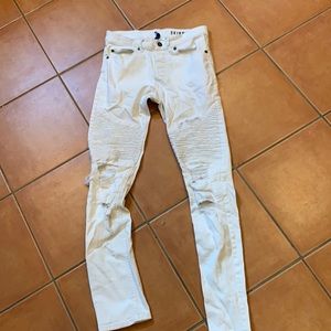 White men’s skinny jeans